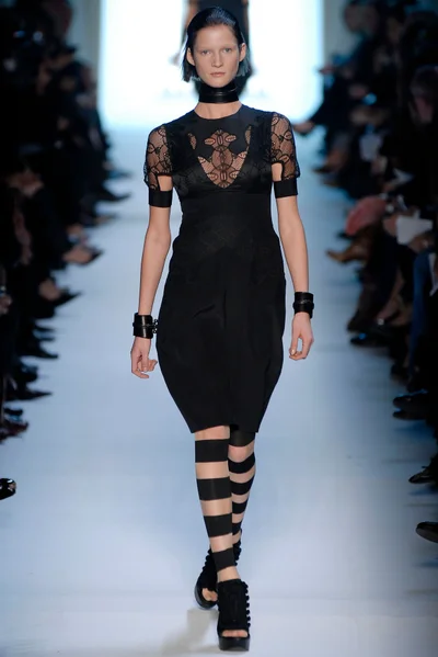 Look 17